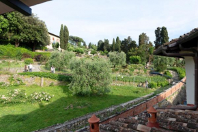 Luca's home over the Rose Garden